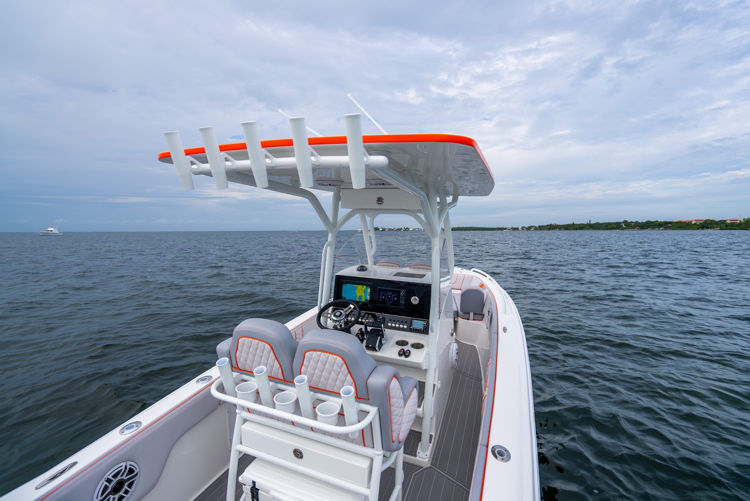 Concept 27 Open Deck centre console, photo 6