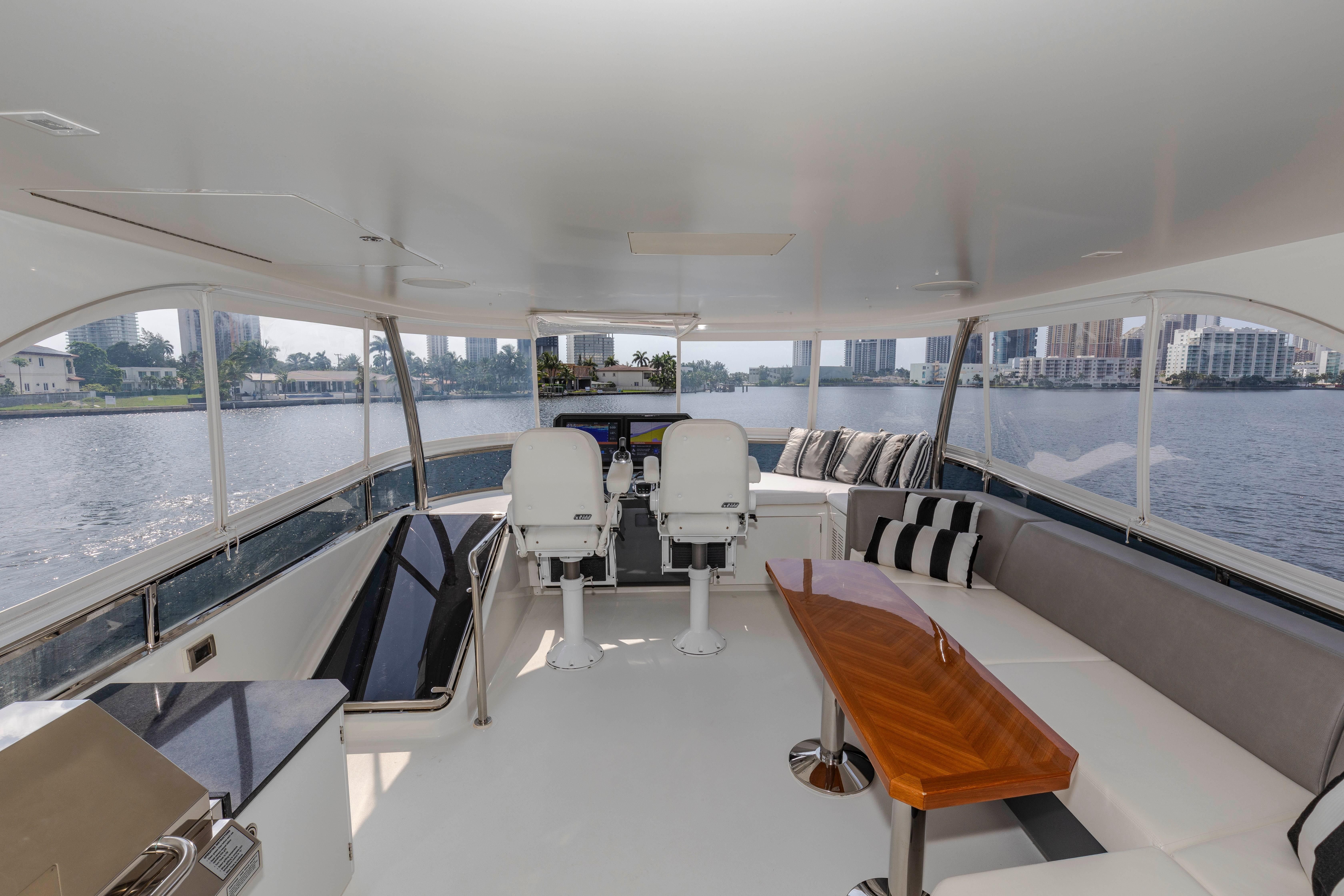 2017 Ocean Alexander 70E