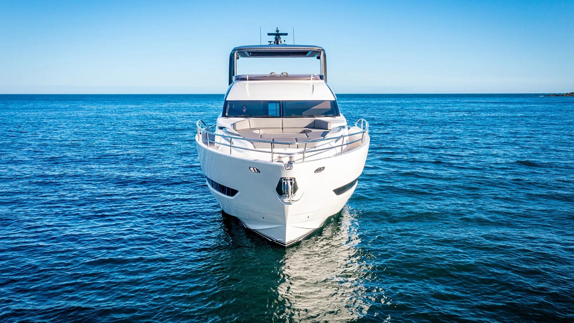 2019 Princess Yachts Y85