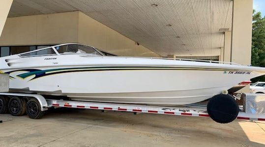 2001 Fountain Lightning