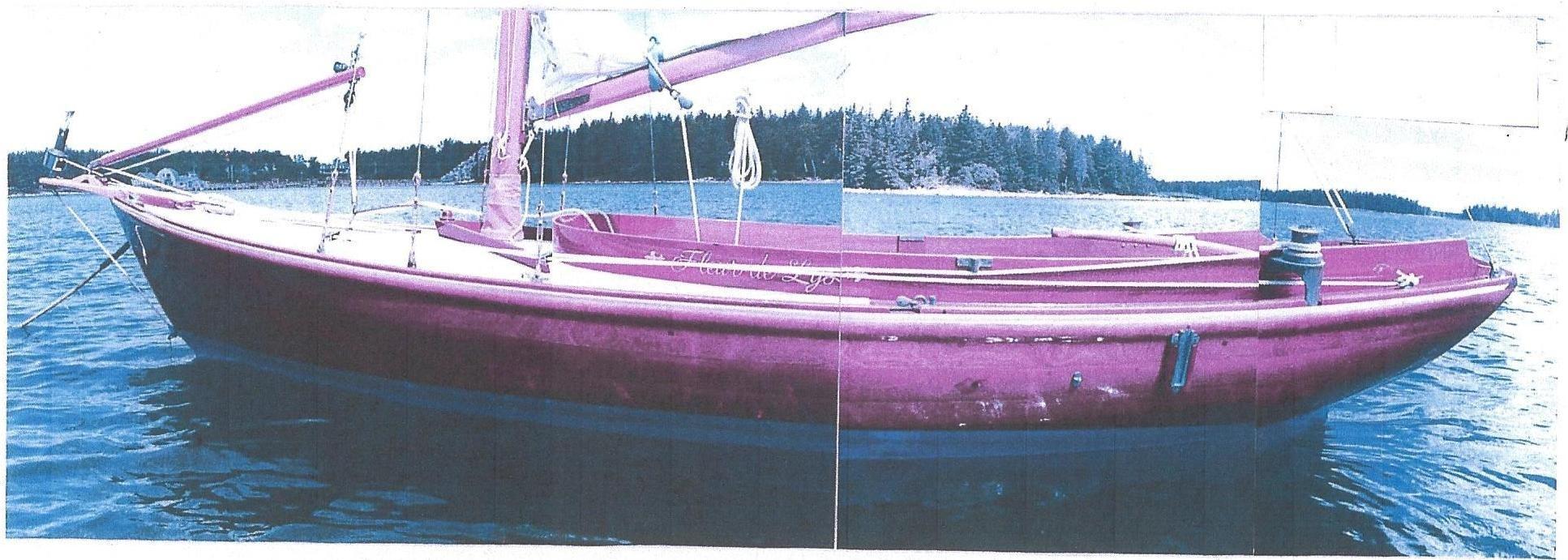 1988 Herreshoff Yacht Sales Buzzards Bay 14