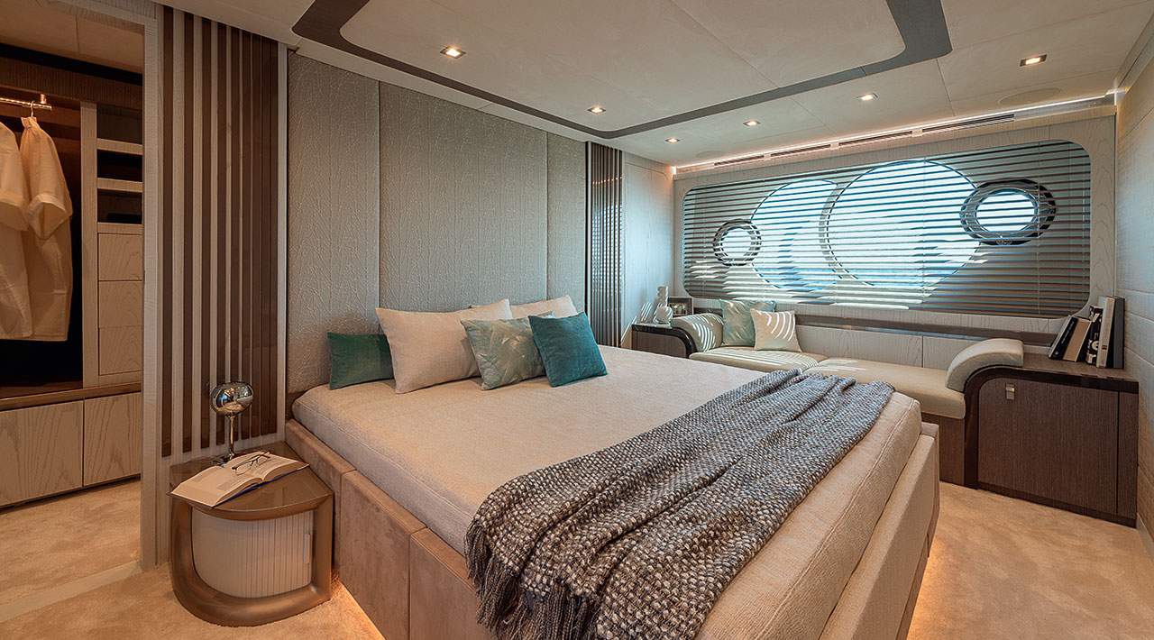 2014 Monte Carlo Yachts MCY 76