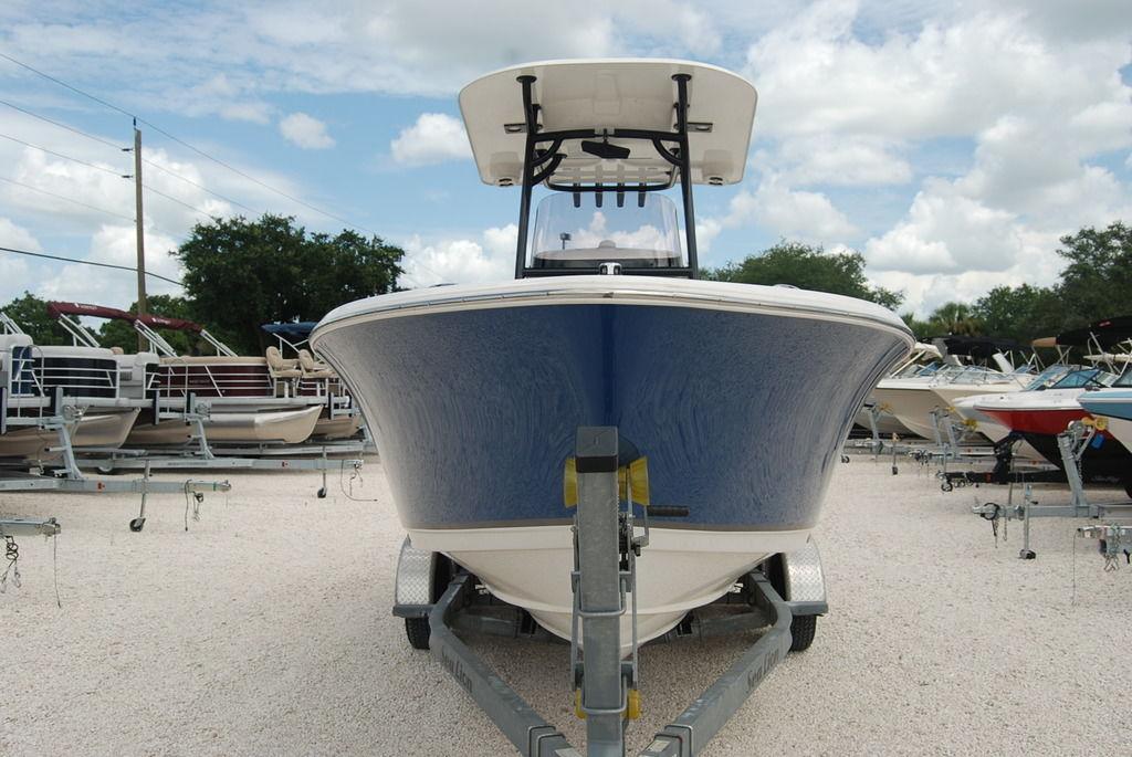 2021 Nautic Star 2302 Legacy