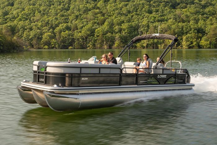 2021 Lowe Boats SS 250 RFL