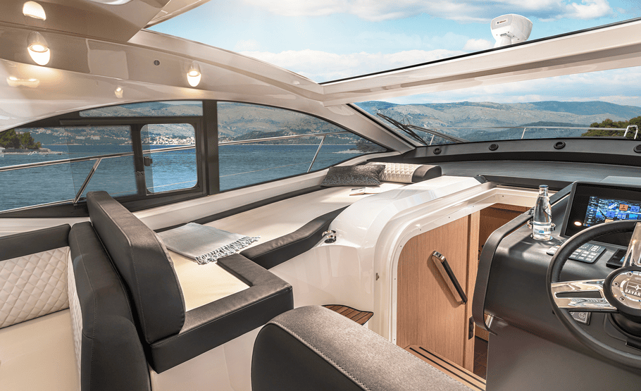 2020 Bavaria Yachts SR41