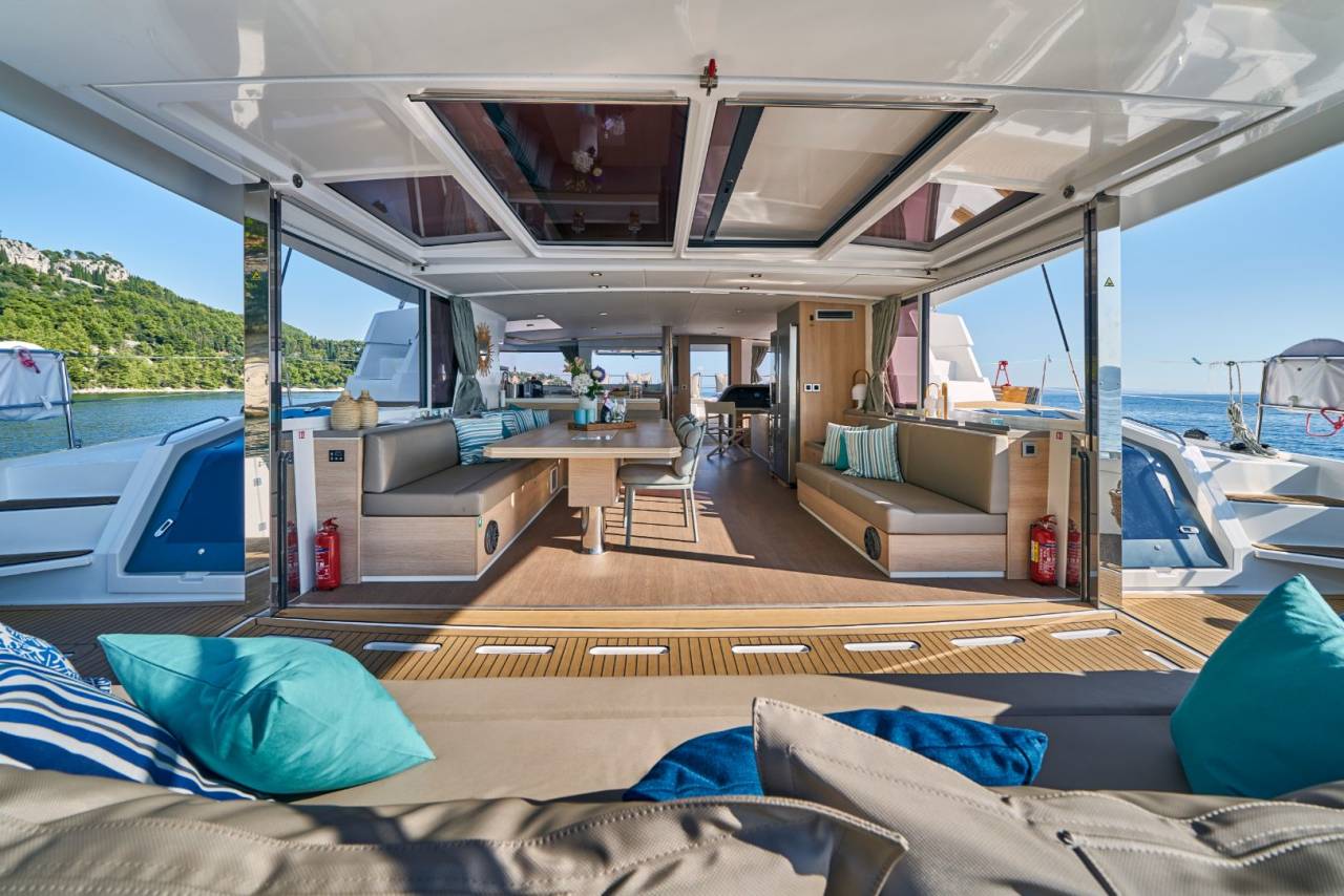 2017 Bali Catamarans 5.4