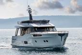 2022 Greenline Yachts 48 Fly