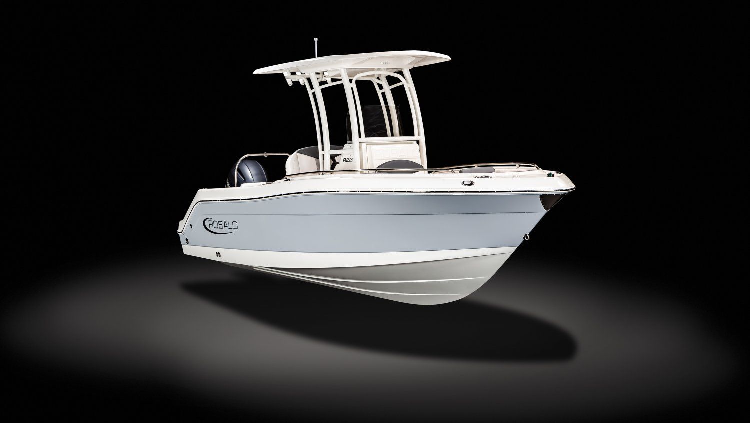 2021 Robalo 222 CC