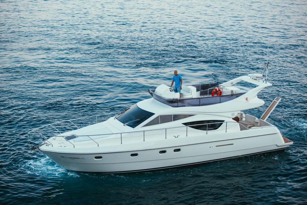 2003 Ferretti Yachts 460
