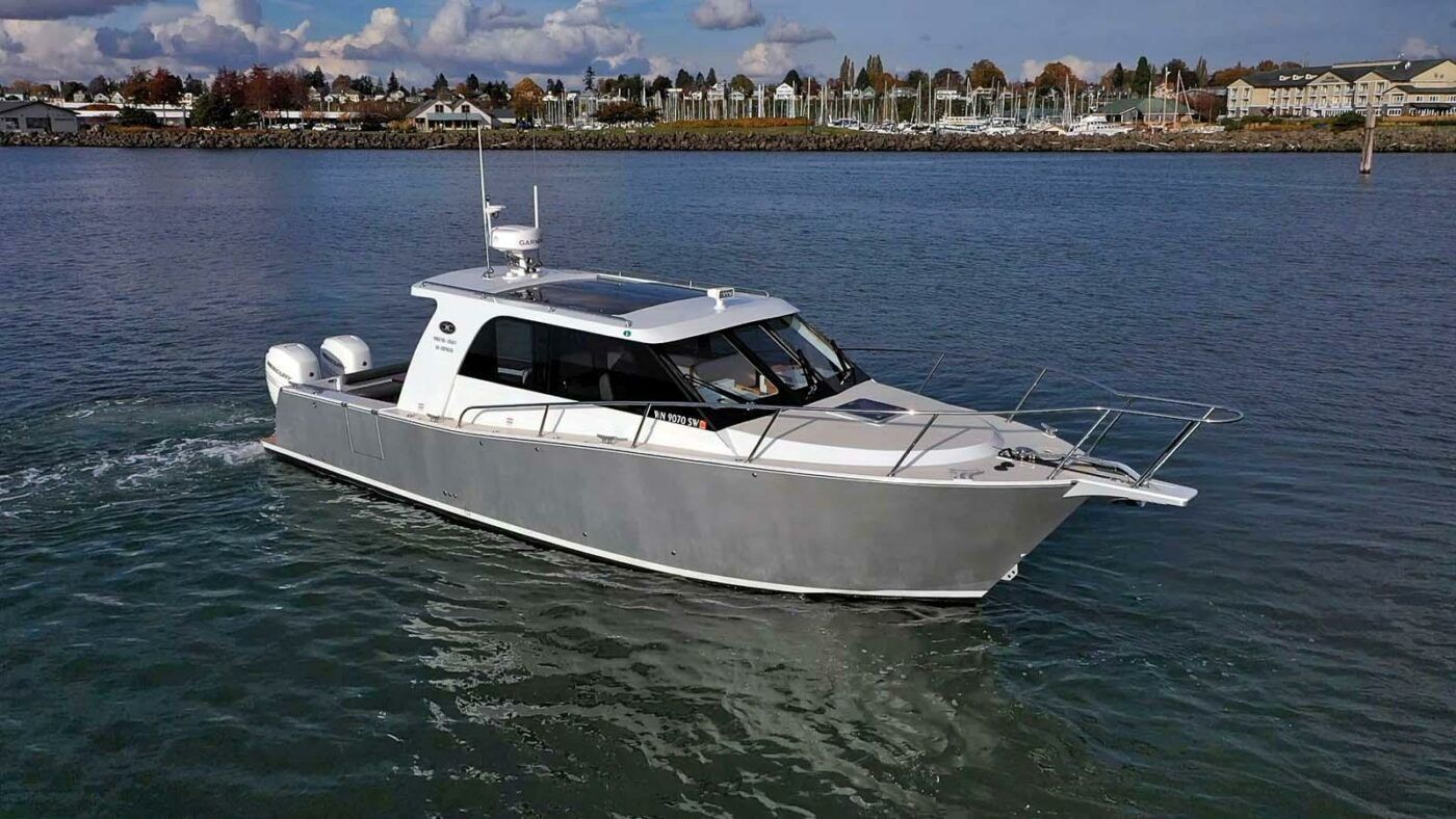 2022 Coastal Craft 33 Express