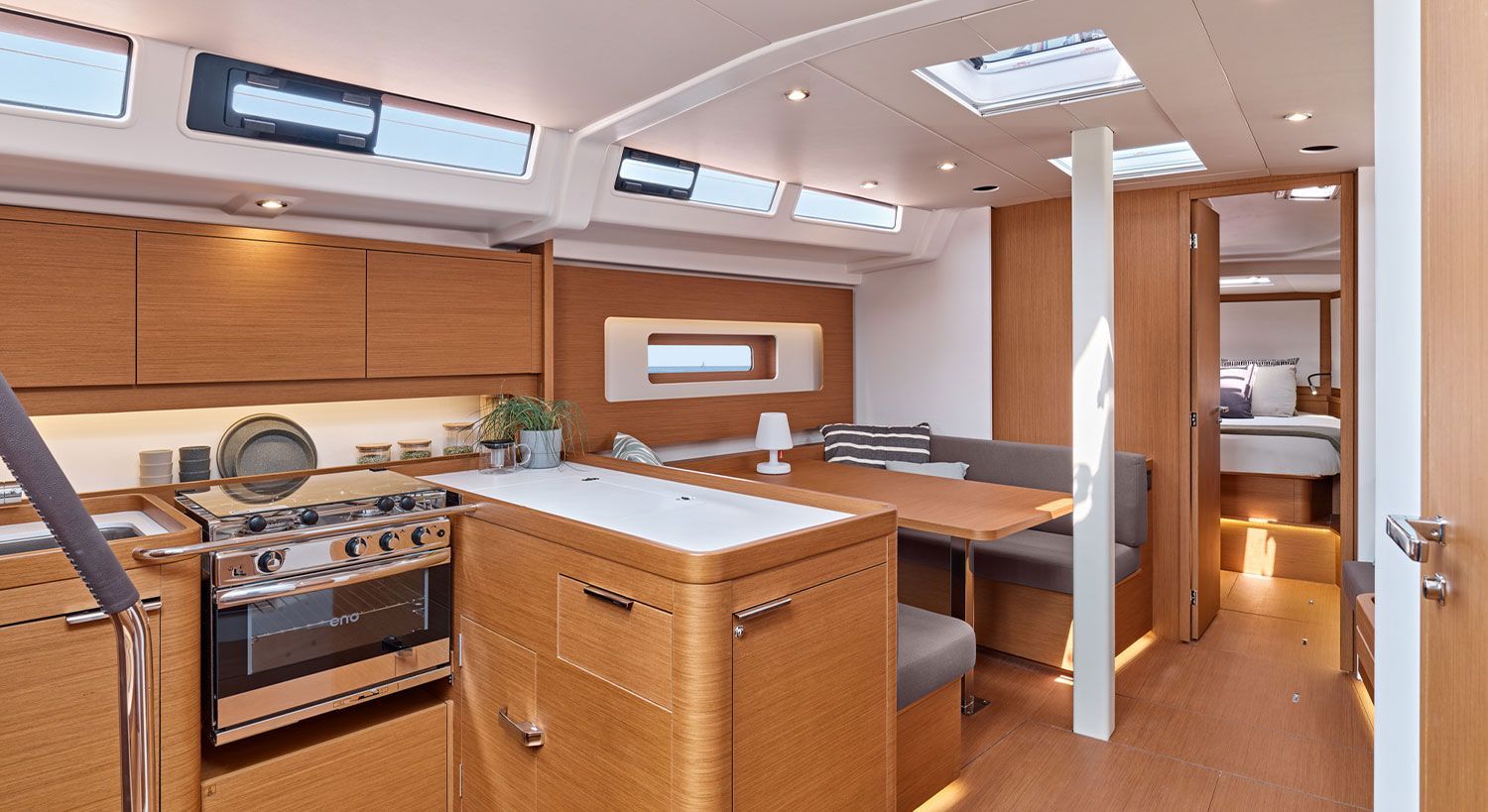 2023 Beneteau First 44