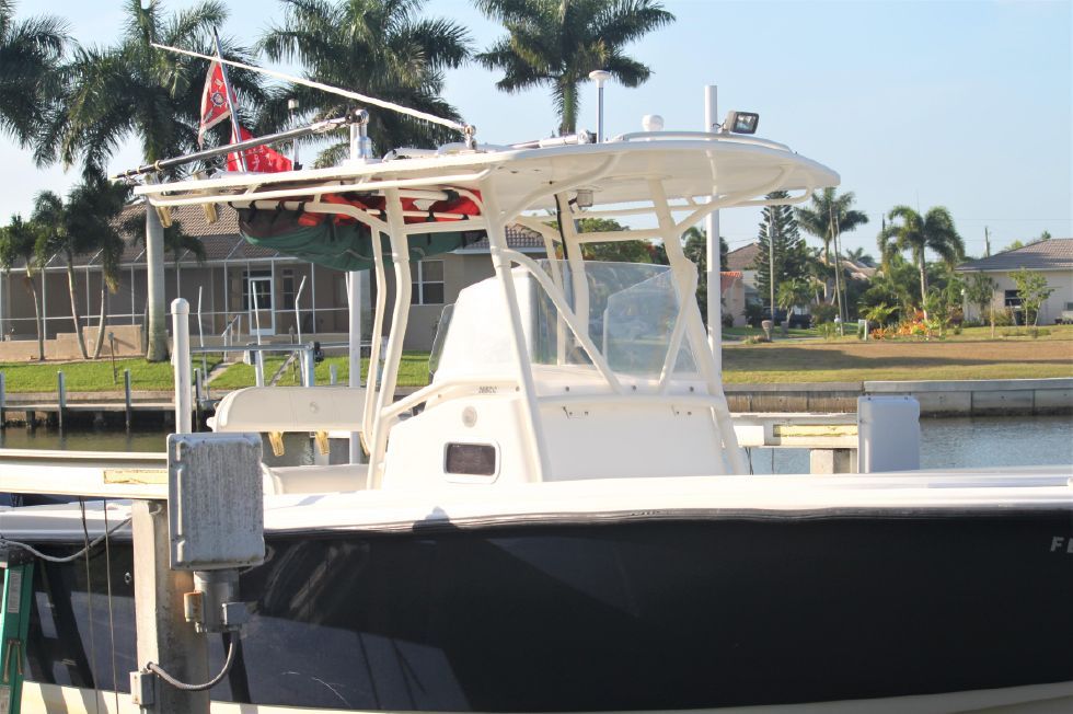 2006 EdgeWater 265CC