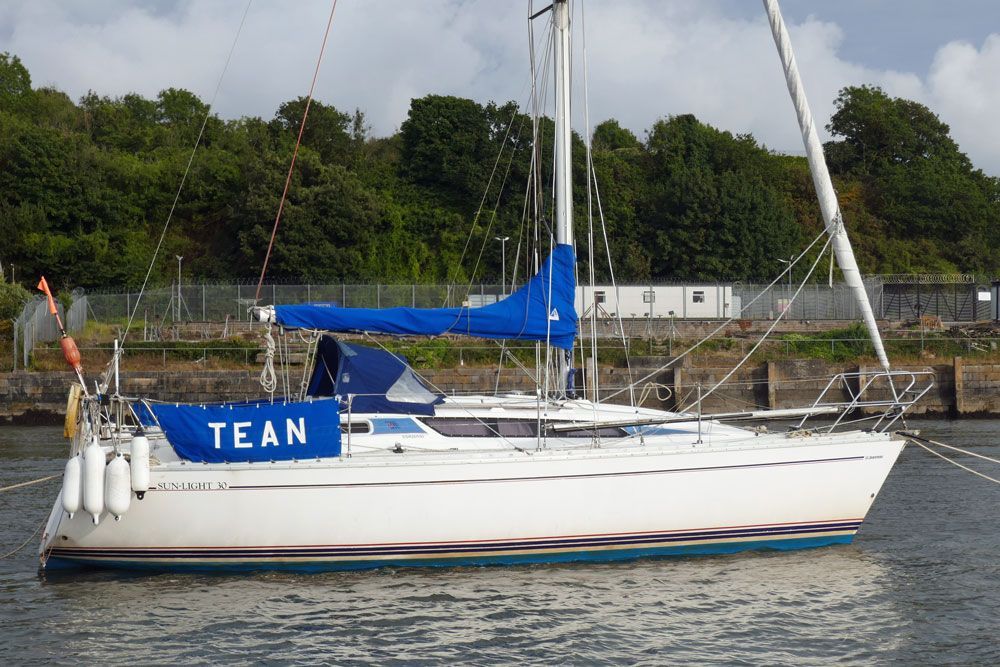 1986 Jeanneau Sun Light 30