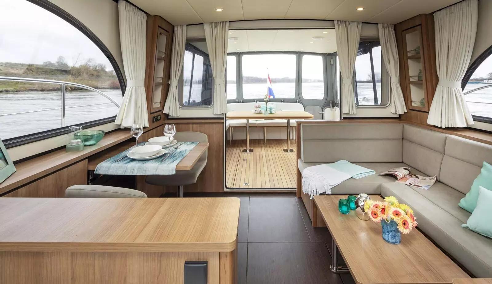 2021 Linssen Yachts 40 SL Sedan