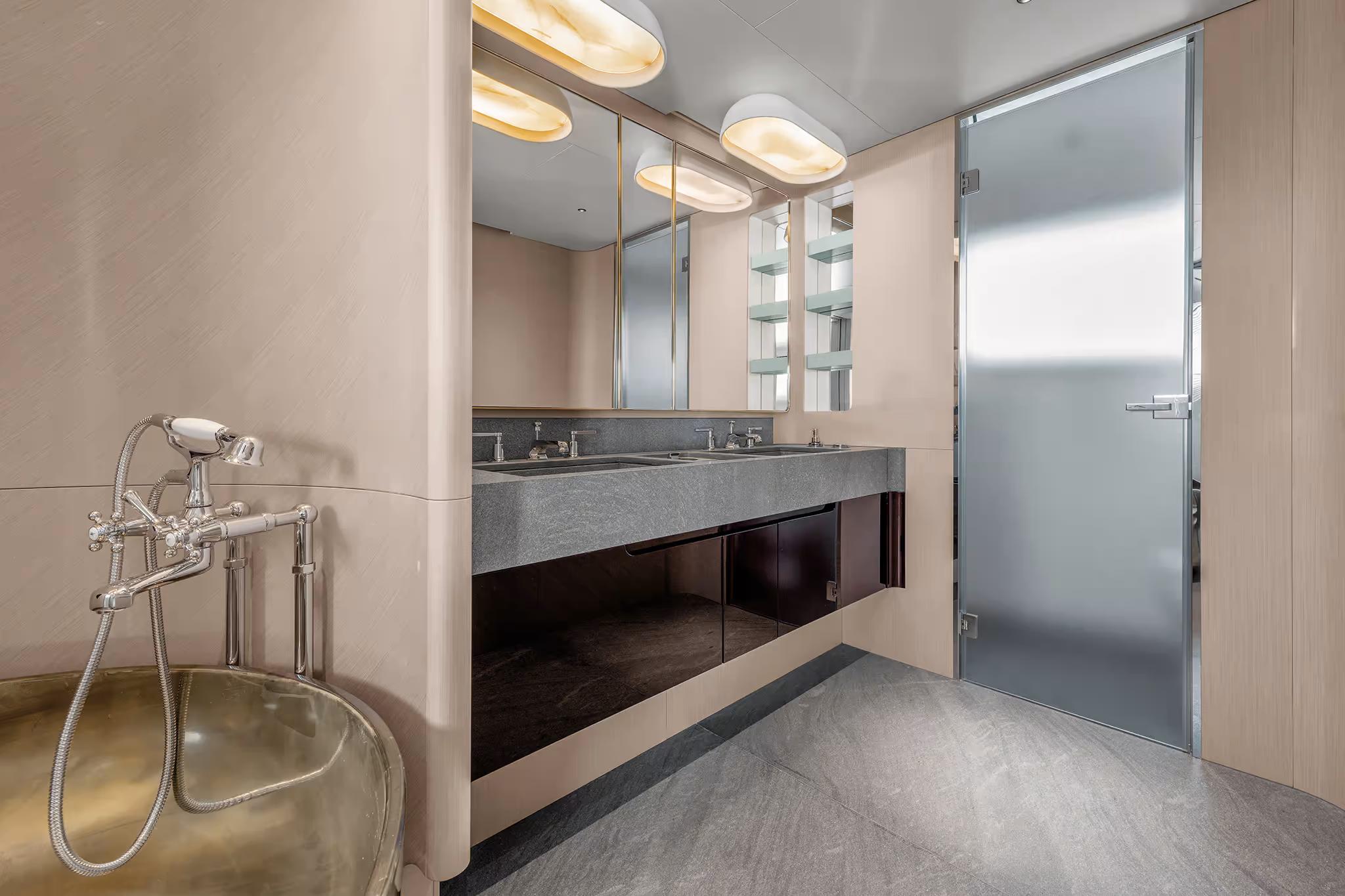 2022 Azimut Yachts Grande Trideck