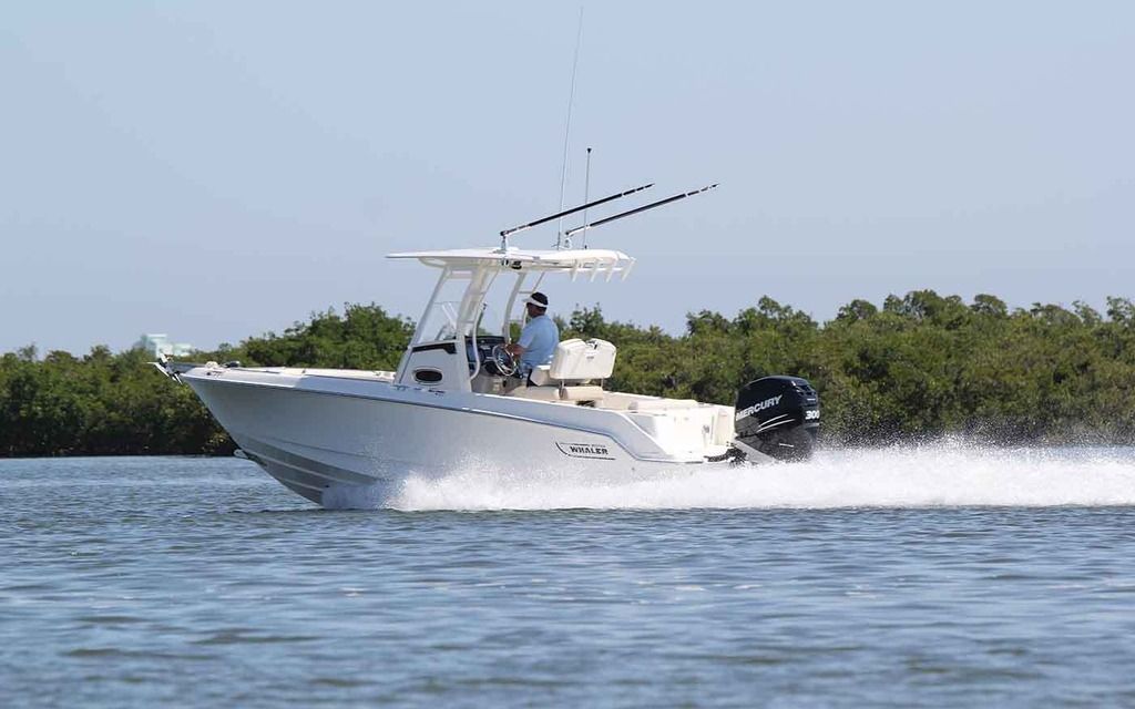 2022 Boston Whaler 230 Outrage