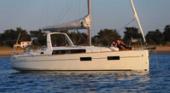 2014 Beneteau Oceanis 35