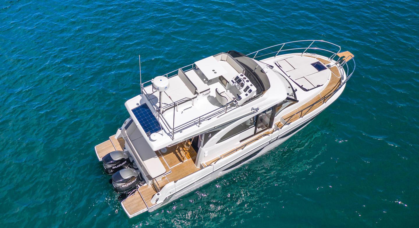 2022 Beneteau Antares 11 Fly