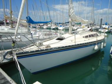 1981 Kelt Sailboats Kelt 9m Fin keel