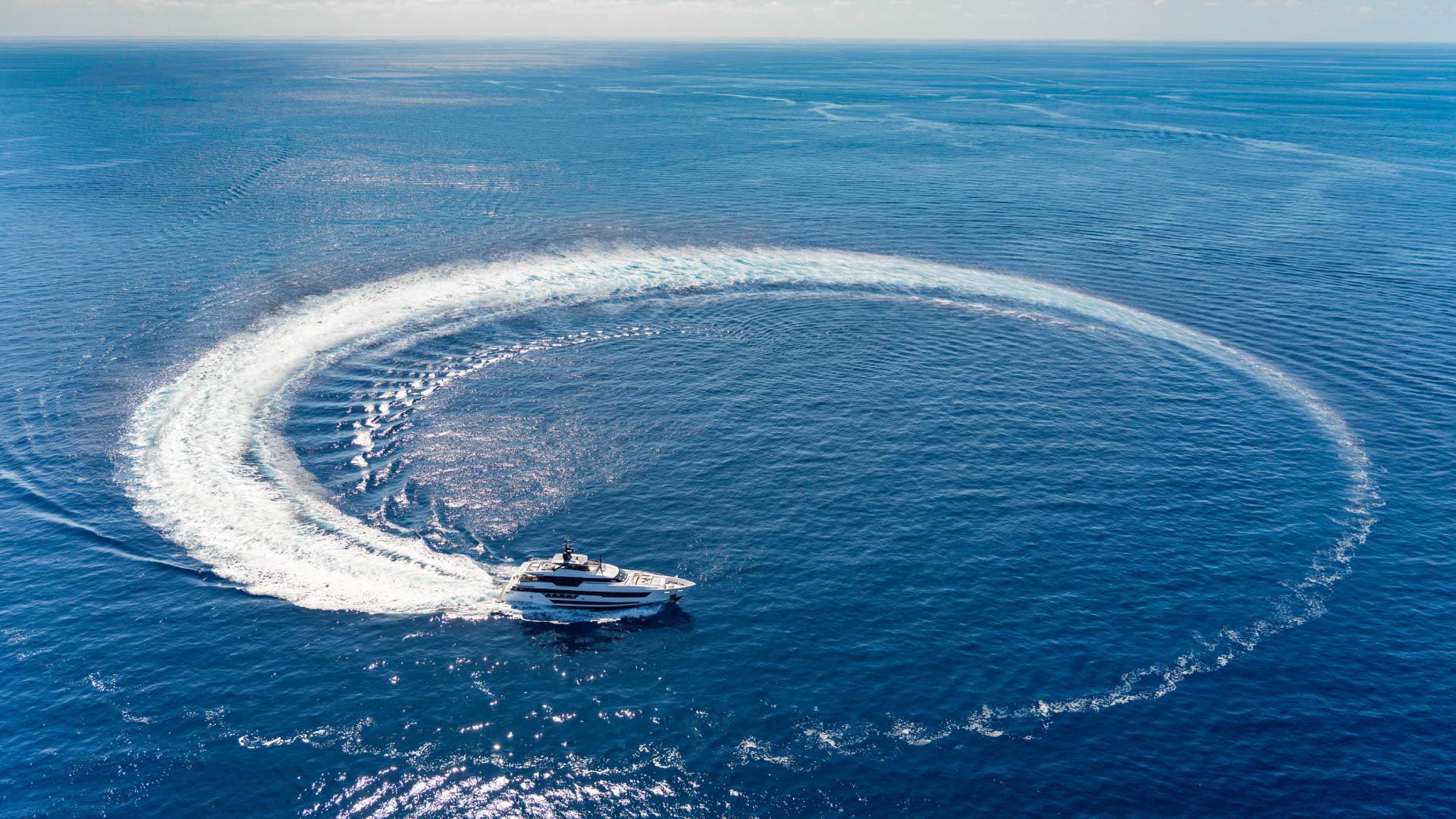 2022 Custom Line 140