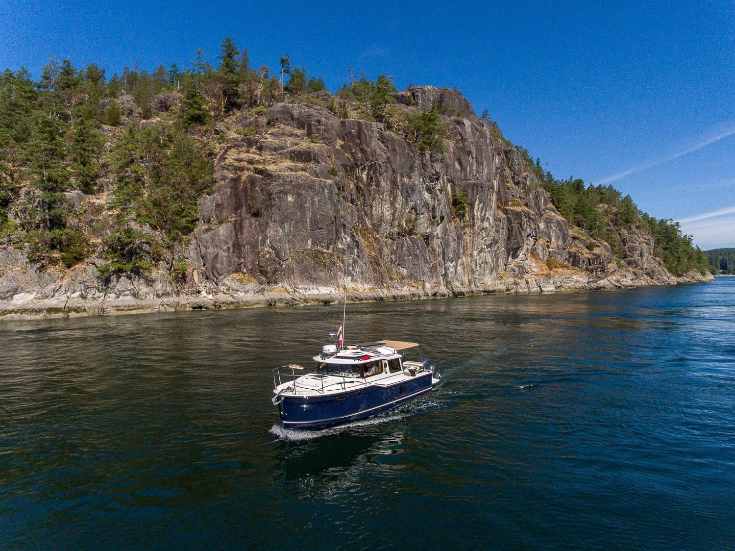 2022 Ranger Tugs R-27