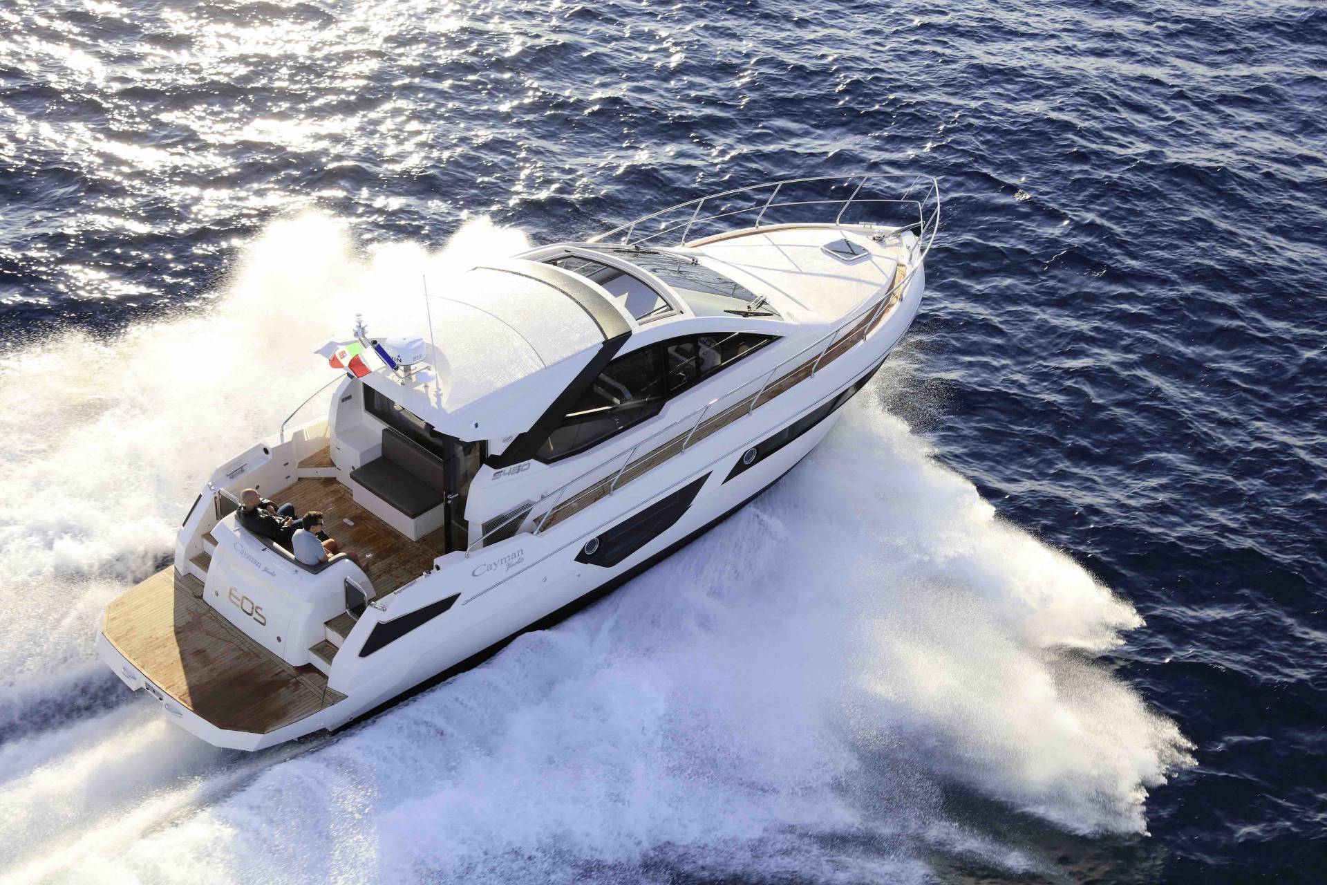 2017 Cayman Yachts S450