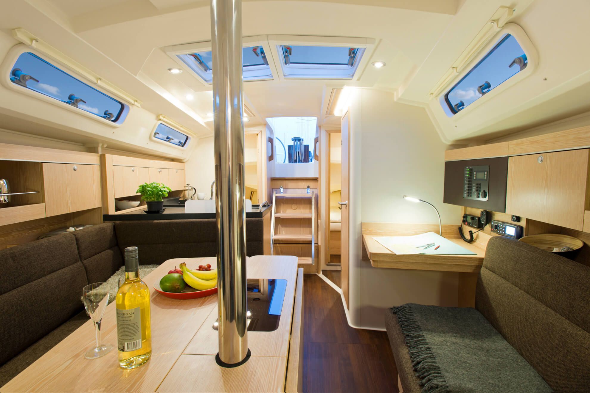 2012 Hanse Yachts 345