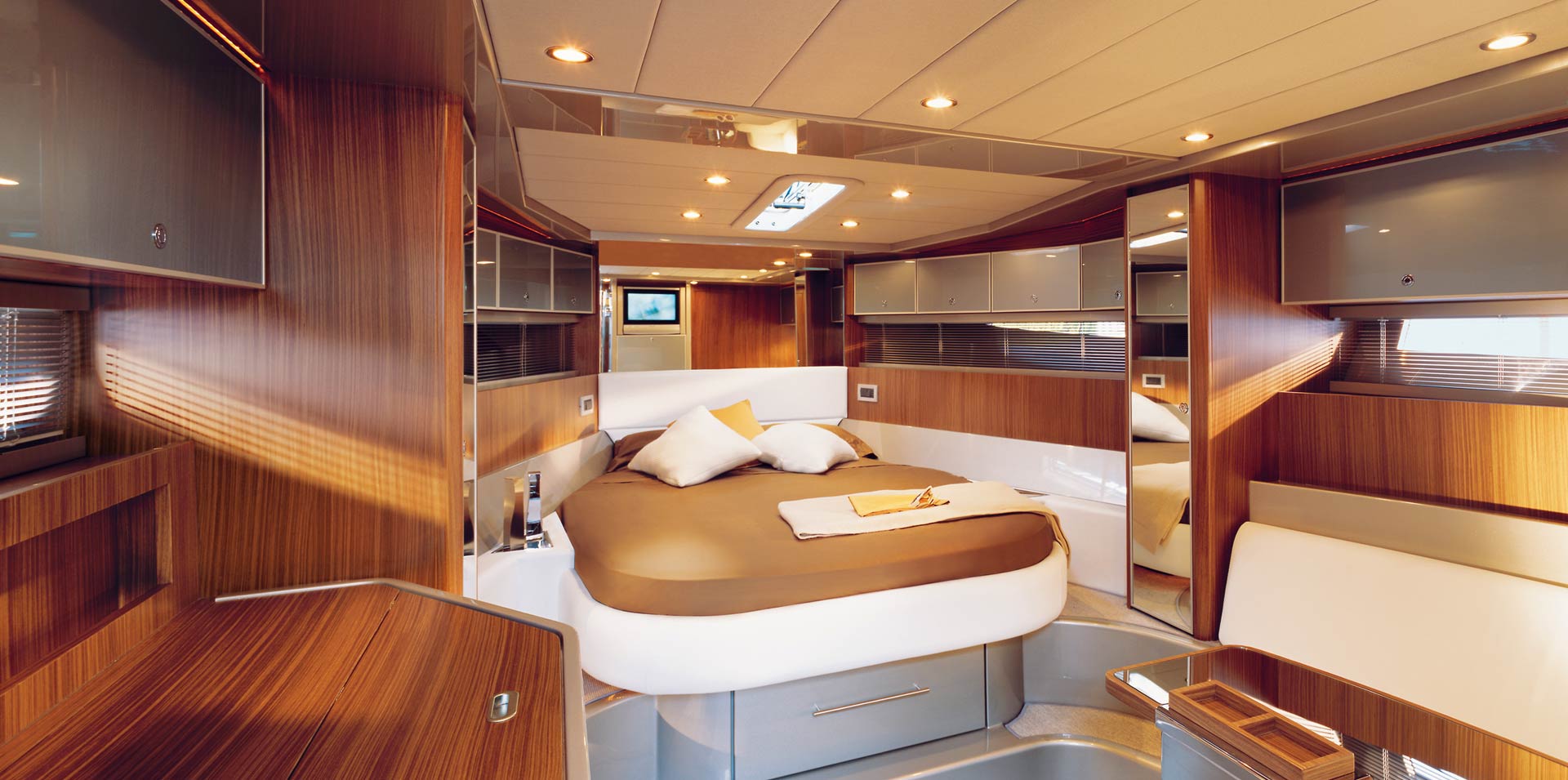 2016 Riva Yacht 44 Rivarama