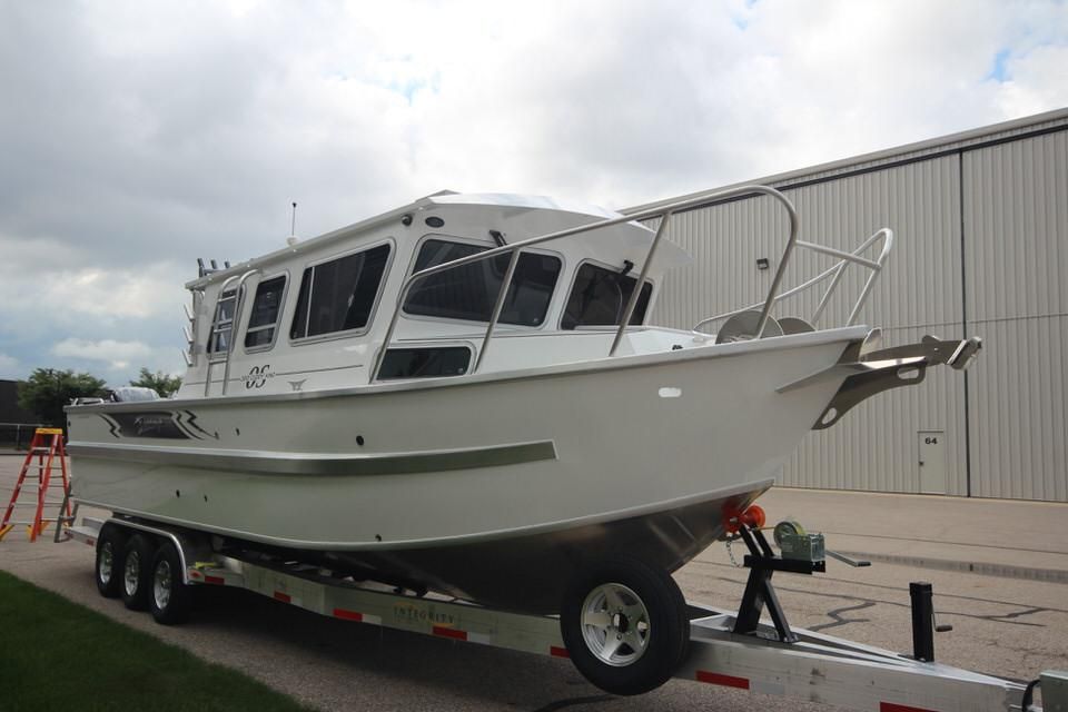 2022 Weldcraft 300 Cuddy King OS - Twin 300hp HM EX- On Order