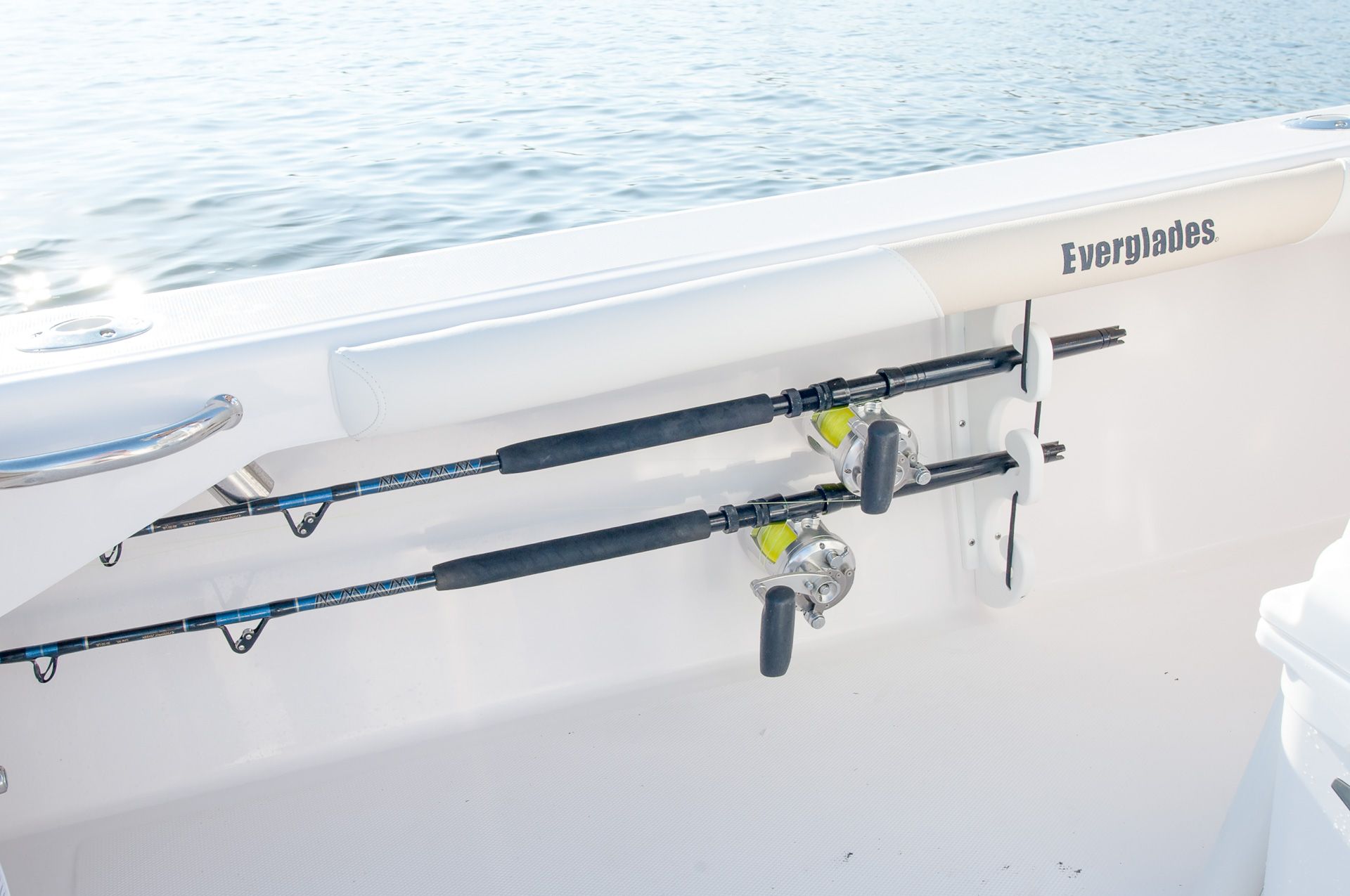 2022 Everglades 243 CC