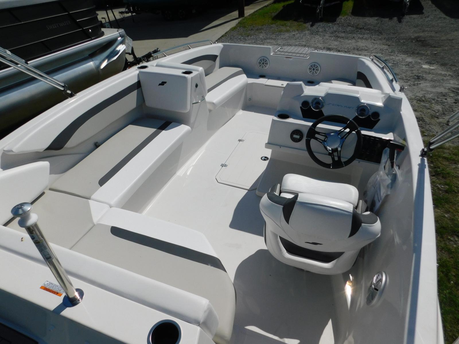 2022 Starcraft Marine SVX 171