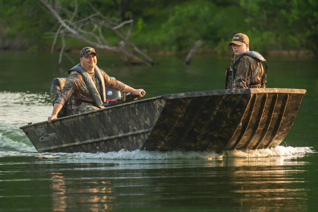 2021 Lowe Boats Roughneck 1860