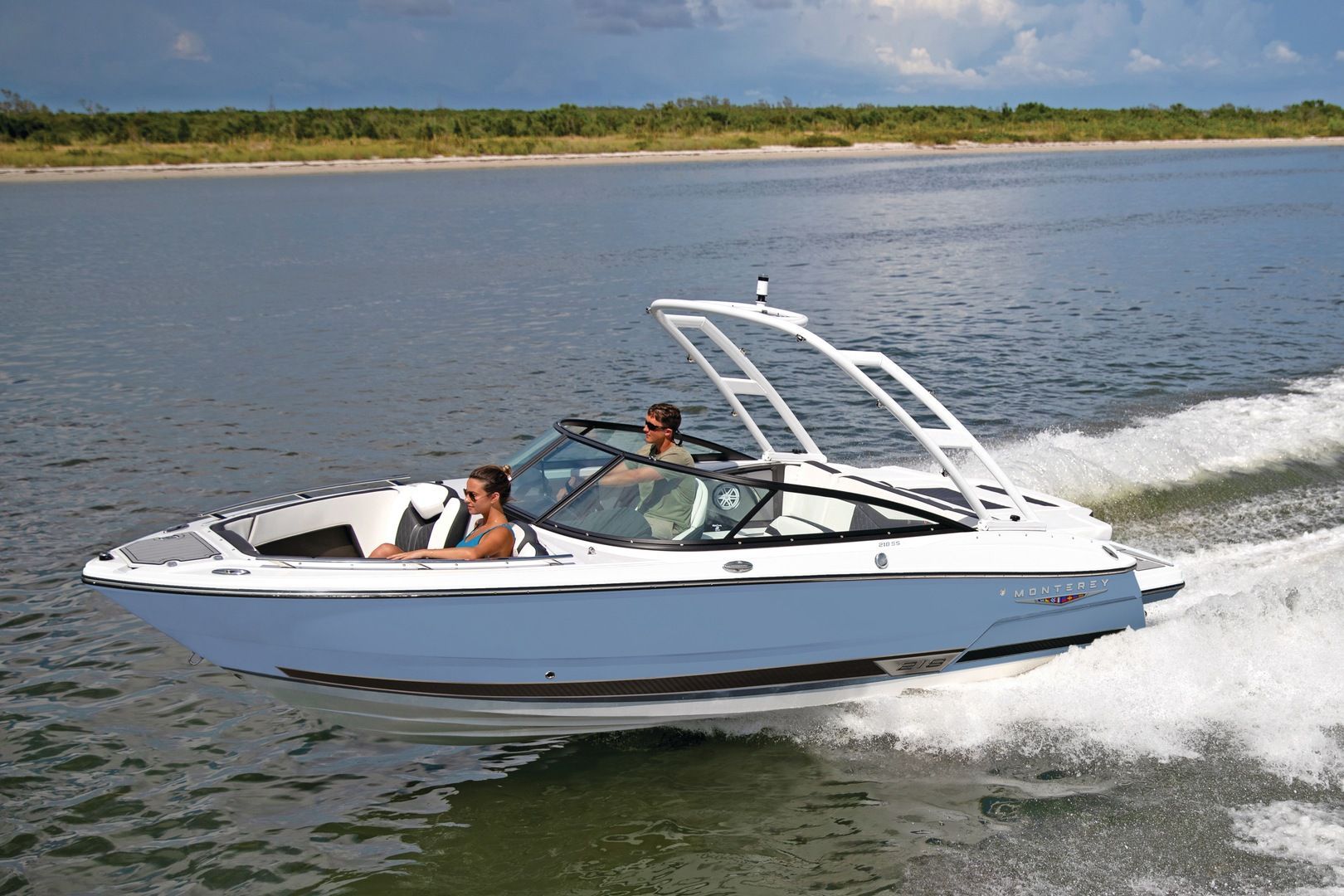 2022 Monterey 218 SS