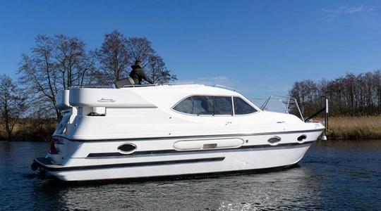 2020 Broom Boats Skyway