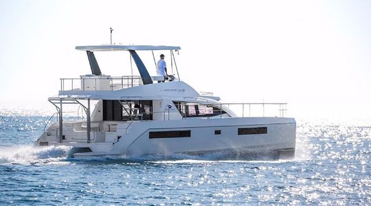 2020 Leopard Catamarans 43 Powercat