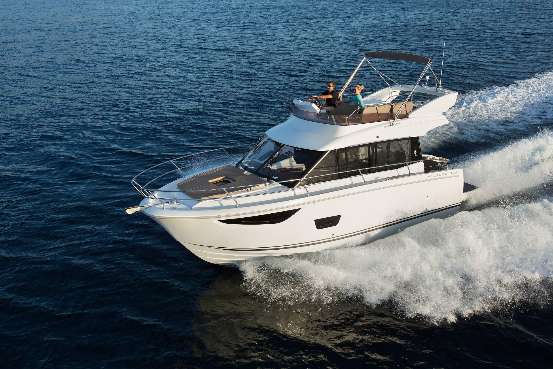 2018 Jeanneau Velasco 37F