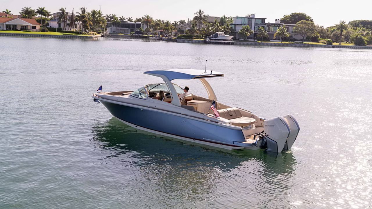 2022 Chris-Craft Launch 31 GT