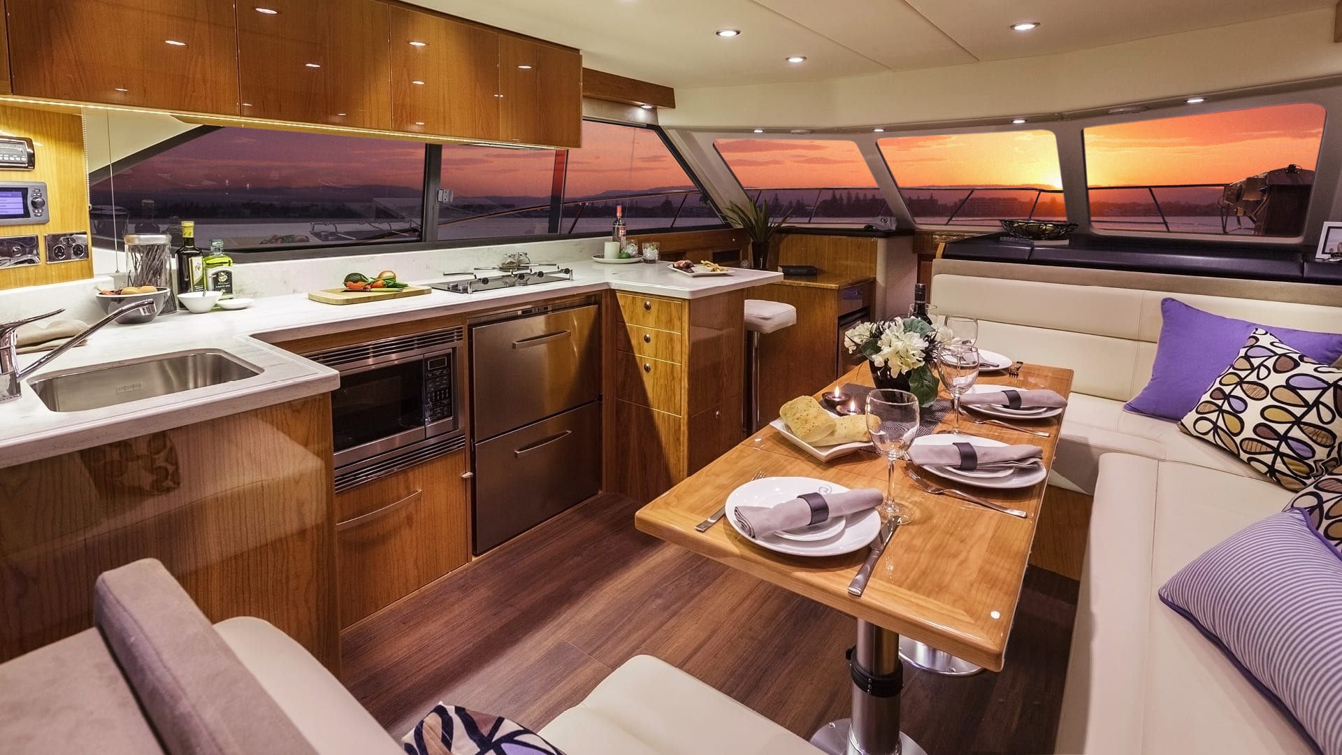 2021 Riviera 43 Open Flybridge