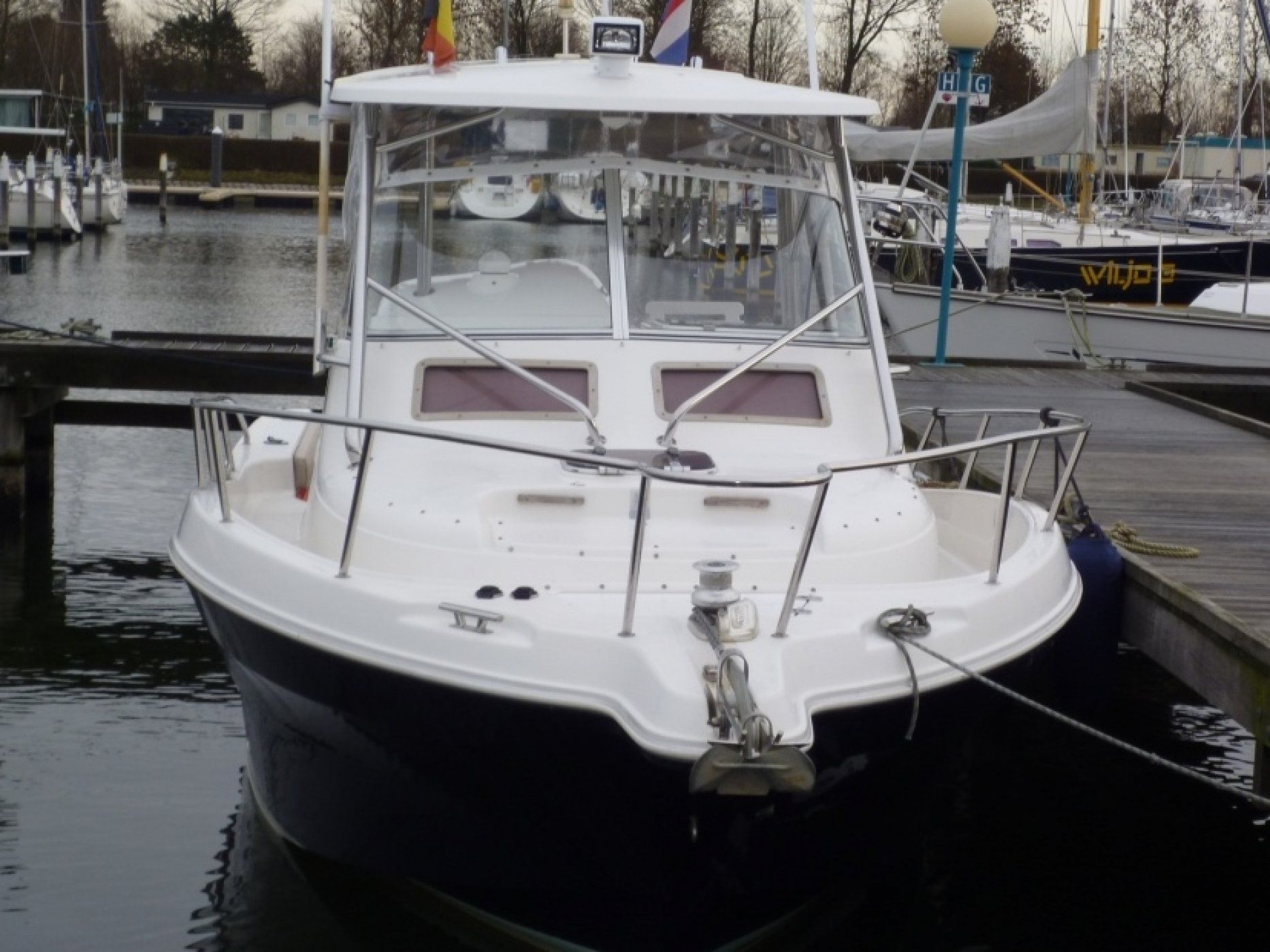 2001 Quicksilver 900 COMMANDER