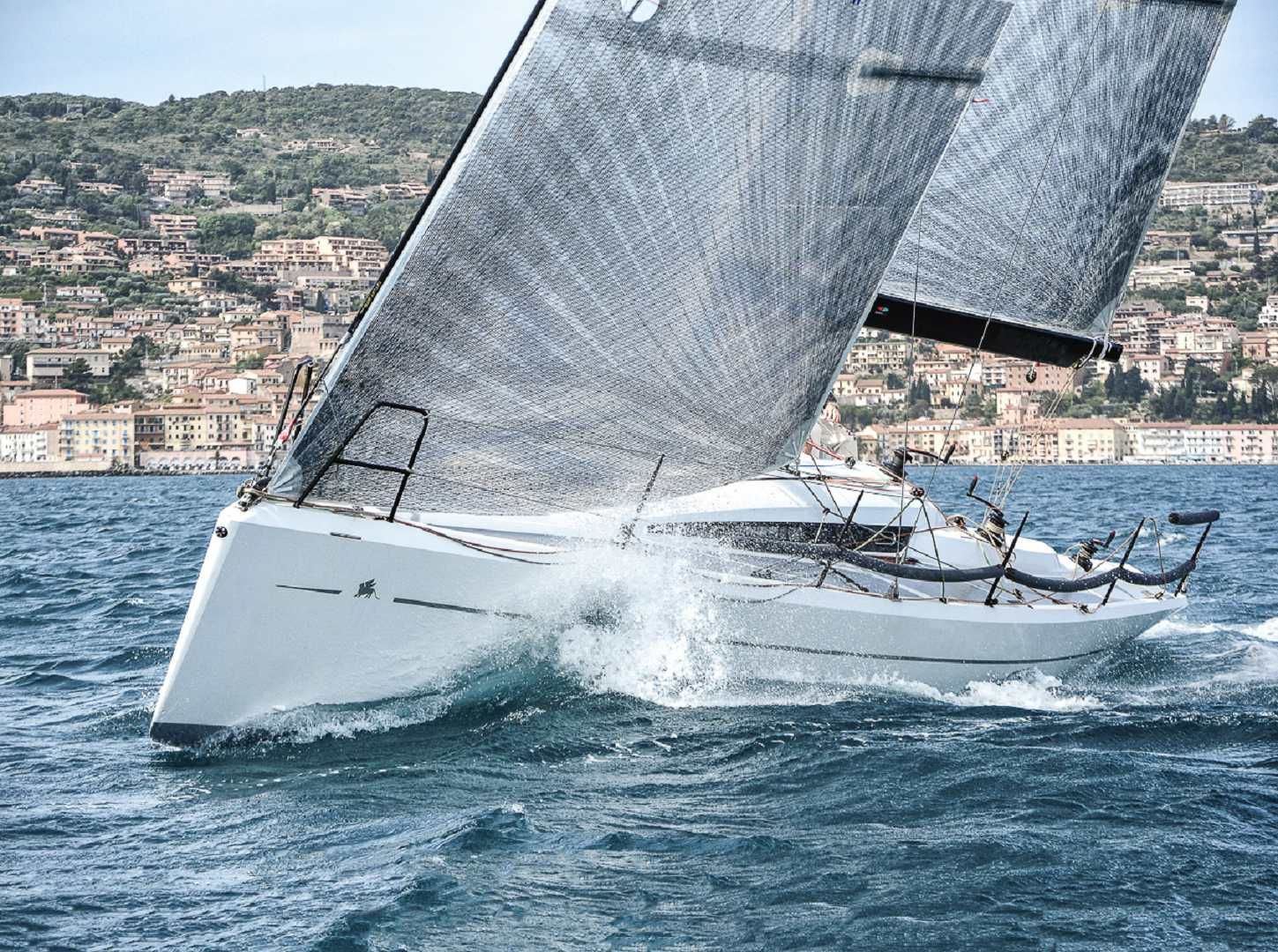 2015 Italia Yachts IY 9.98