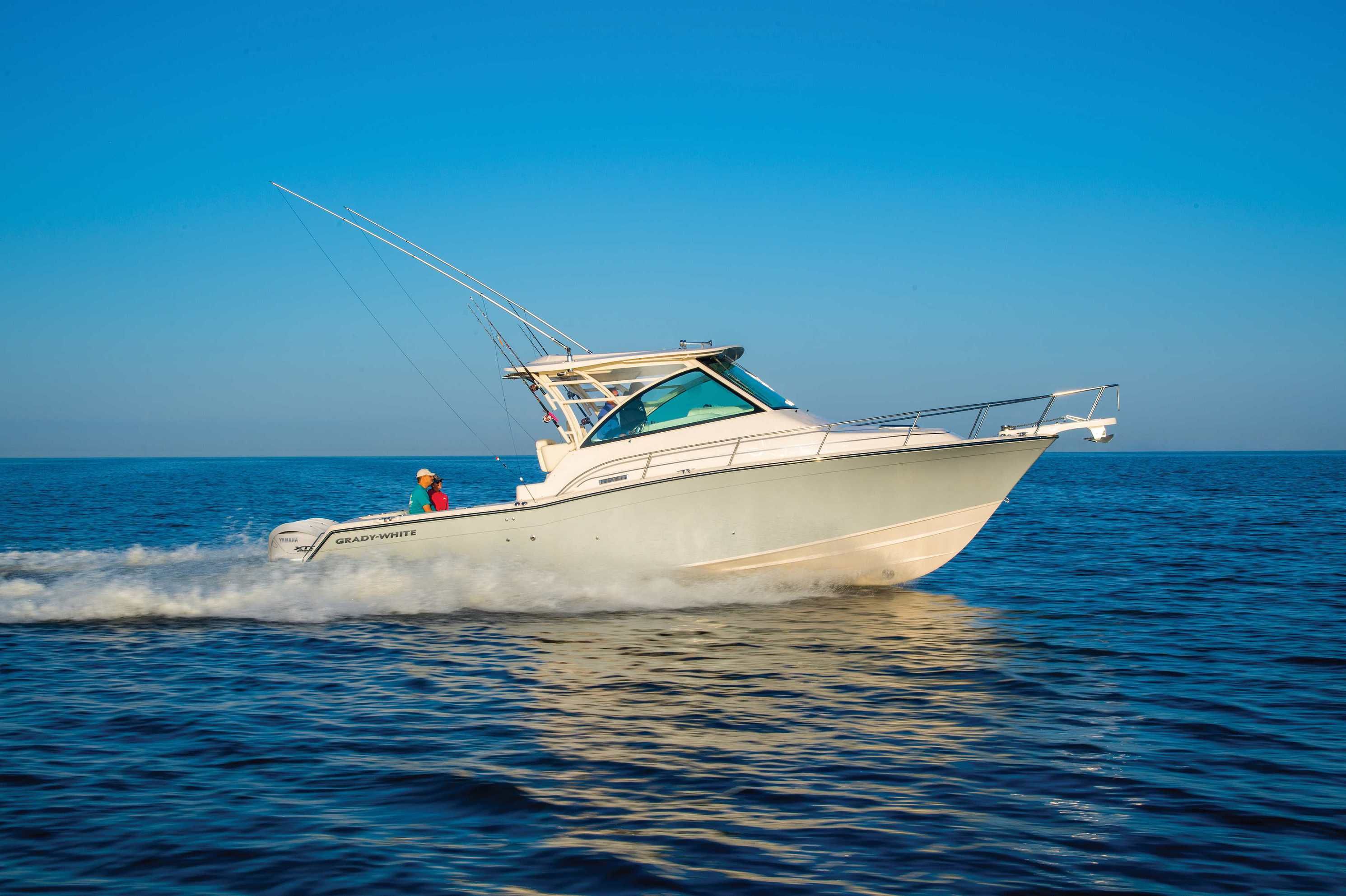 2022 Grady-White Express 370