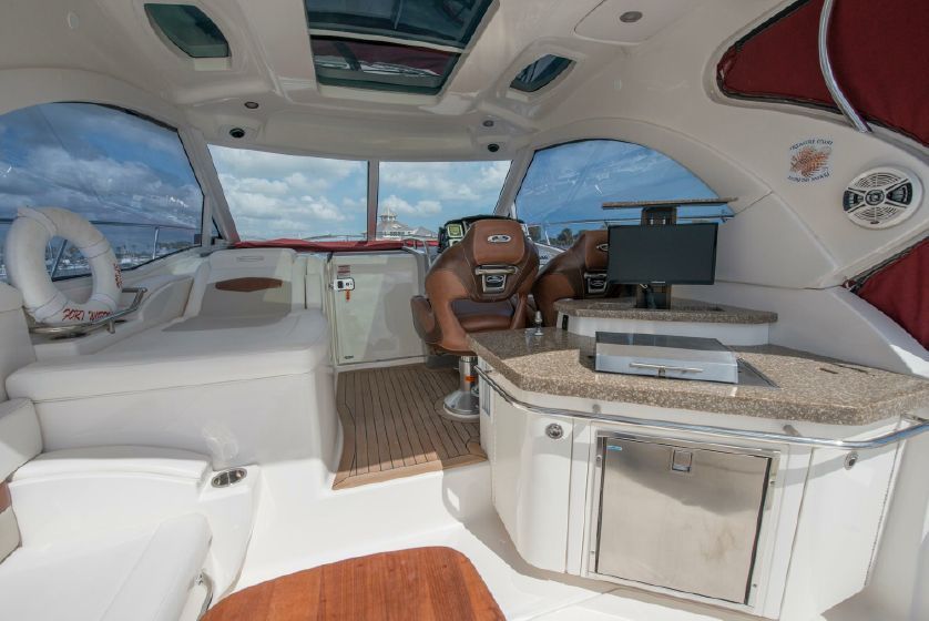 2011 Chaparral Boats 420 Premiere
