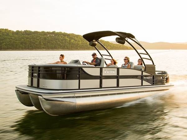 2021 Lowe Boats Retreat 230 RFL