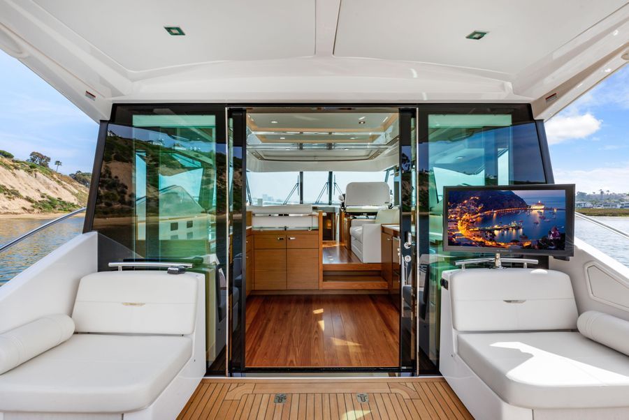 2022 Tiara Yachts 53 Coupe