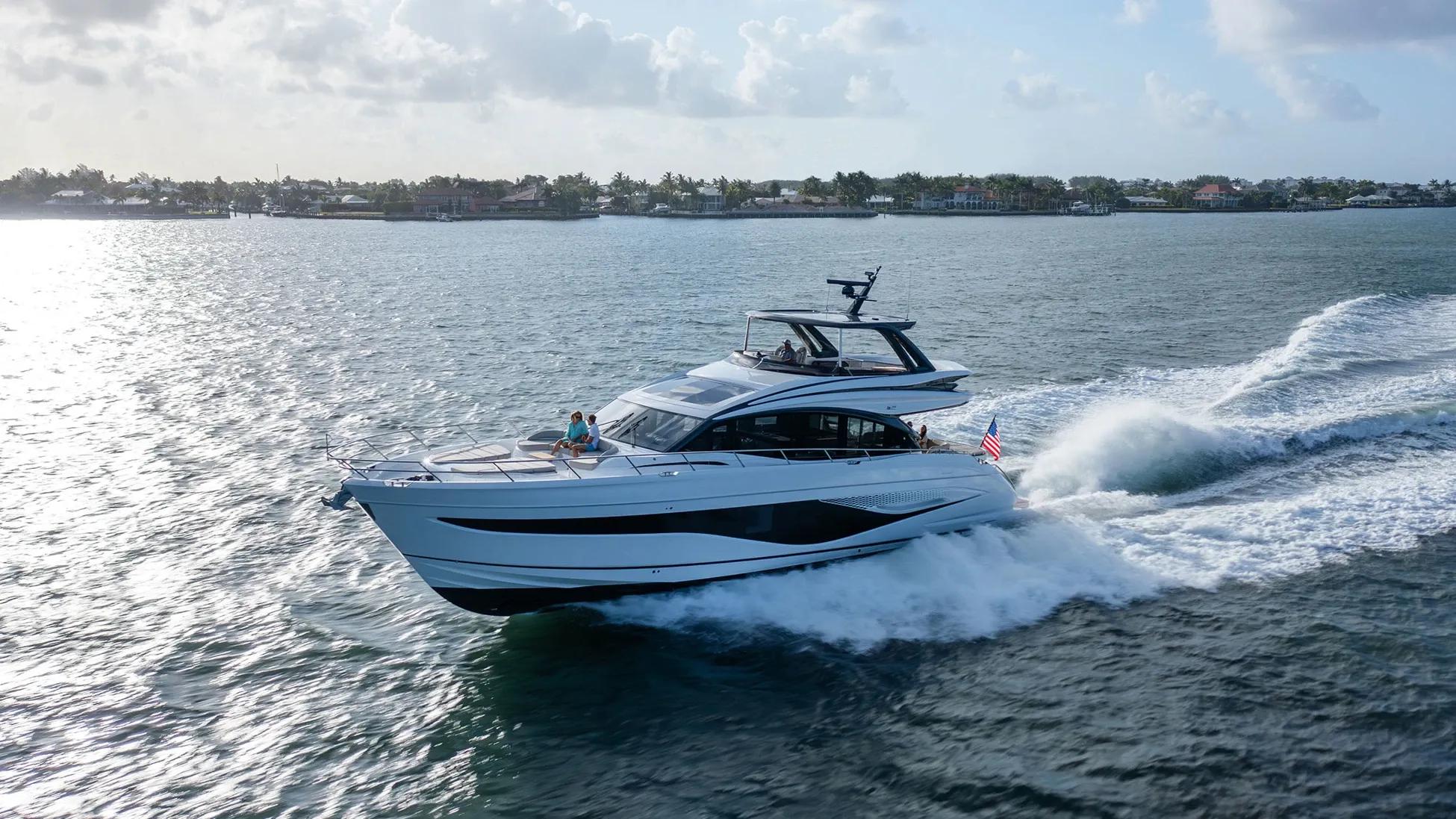 2015 Princess Yachts S72