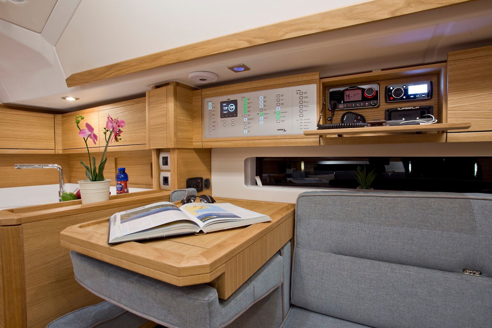 2016 Elan Yachts GT5