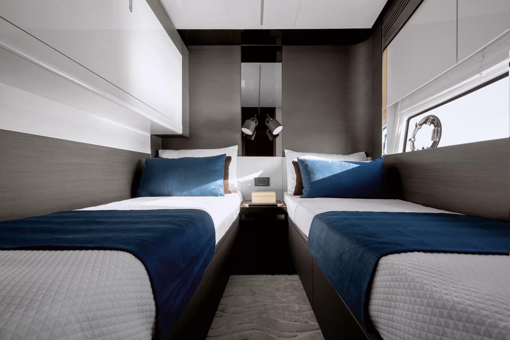 2019 Azimut Yachts S8