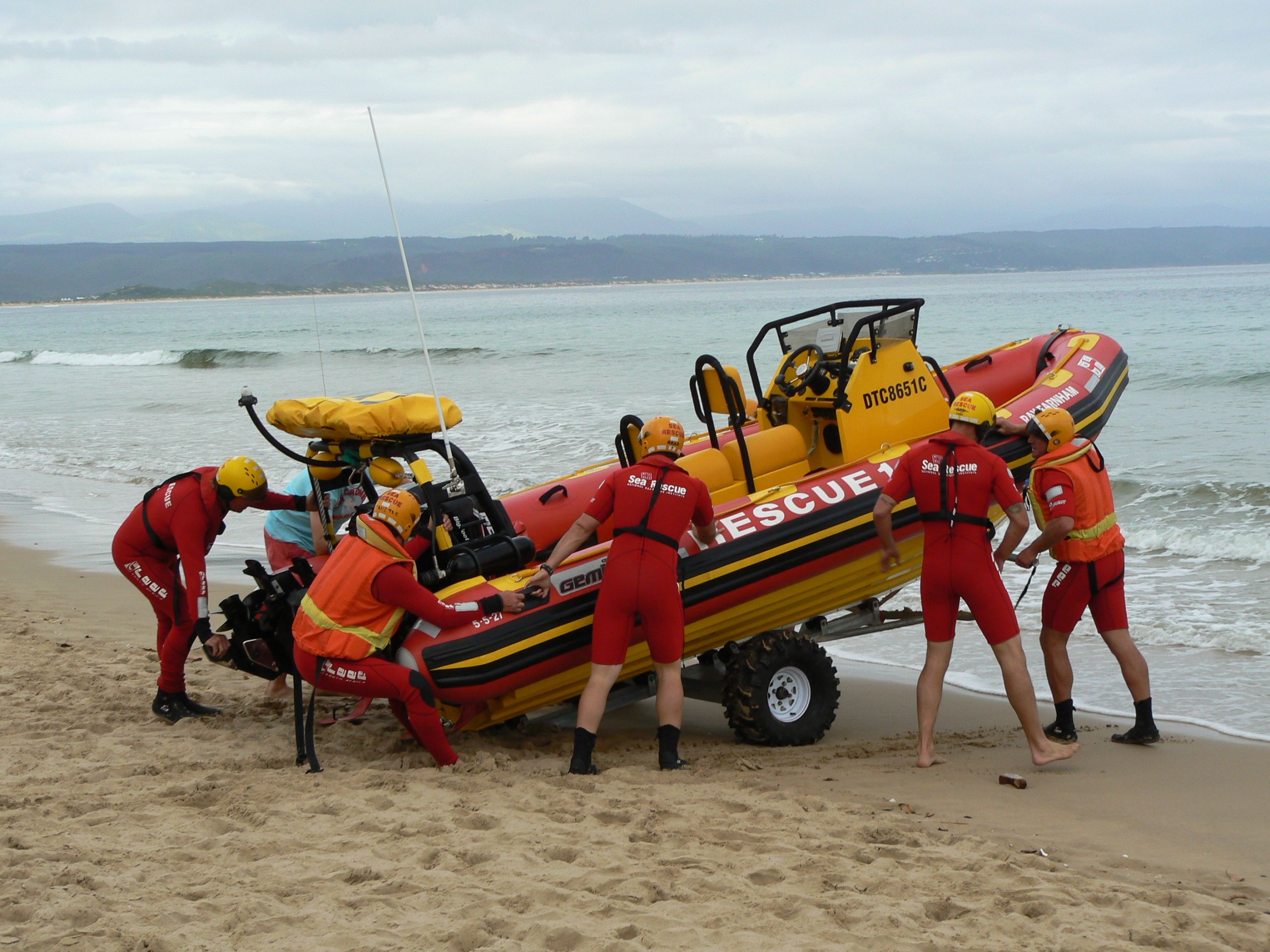 2021 Gemini Marine Waverider 550