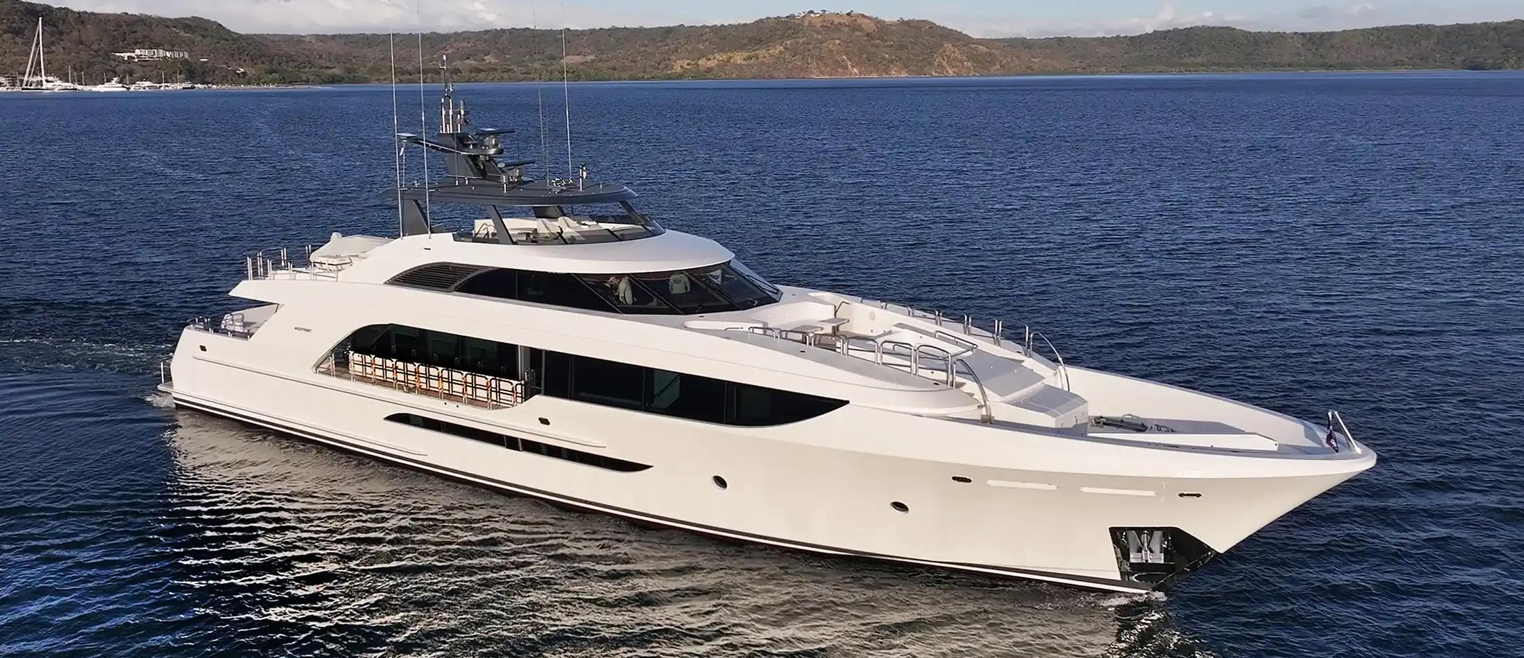 2026 Westport Yachts Westport 135