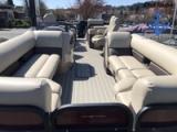 2021 Manitou Pontroon Boats 25 Oasis SR SHP